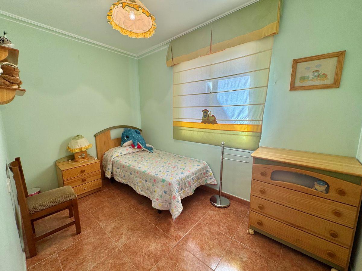 Piso en Venta en Calle Huerto Pinto - 9