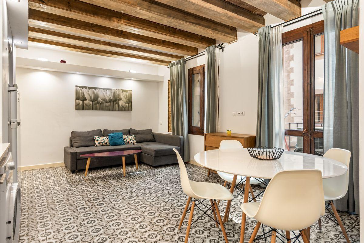 Piso en Alquiler en Carrer de la Mestrança - 1