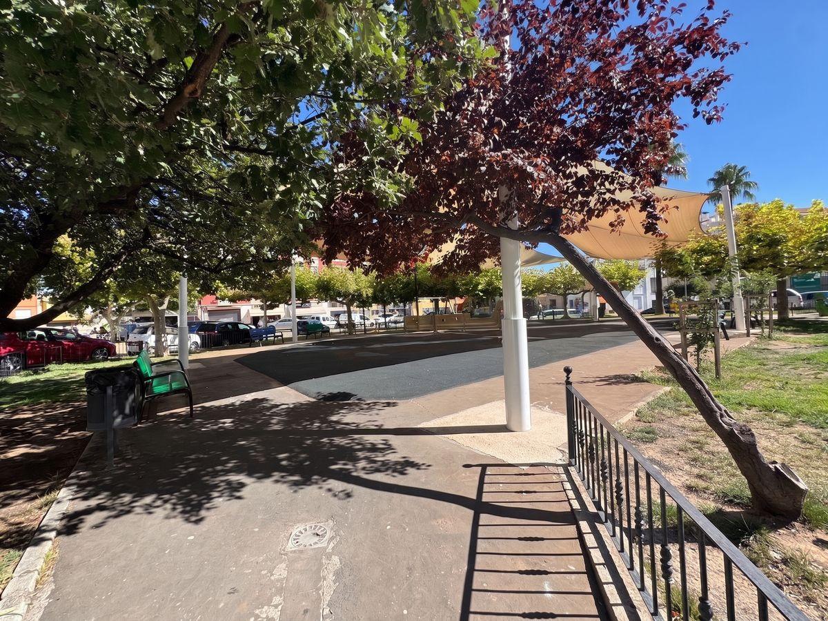 Piso en Venta en Calle Huerto Pinto - 25