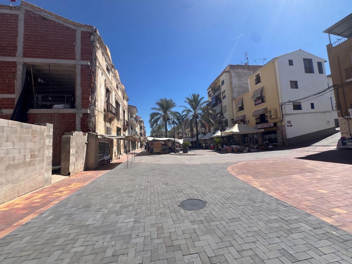 Piso en Venta en Calle Huerto Pinto - 27