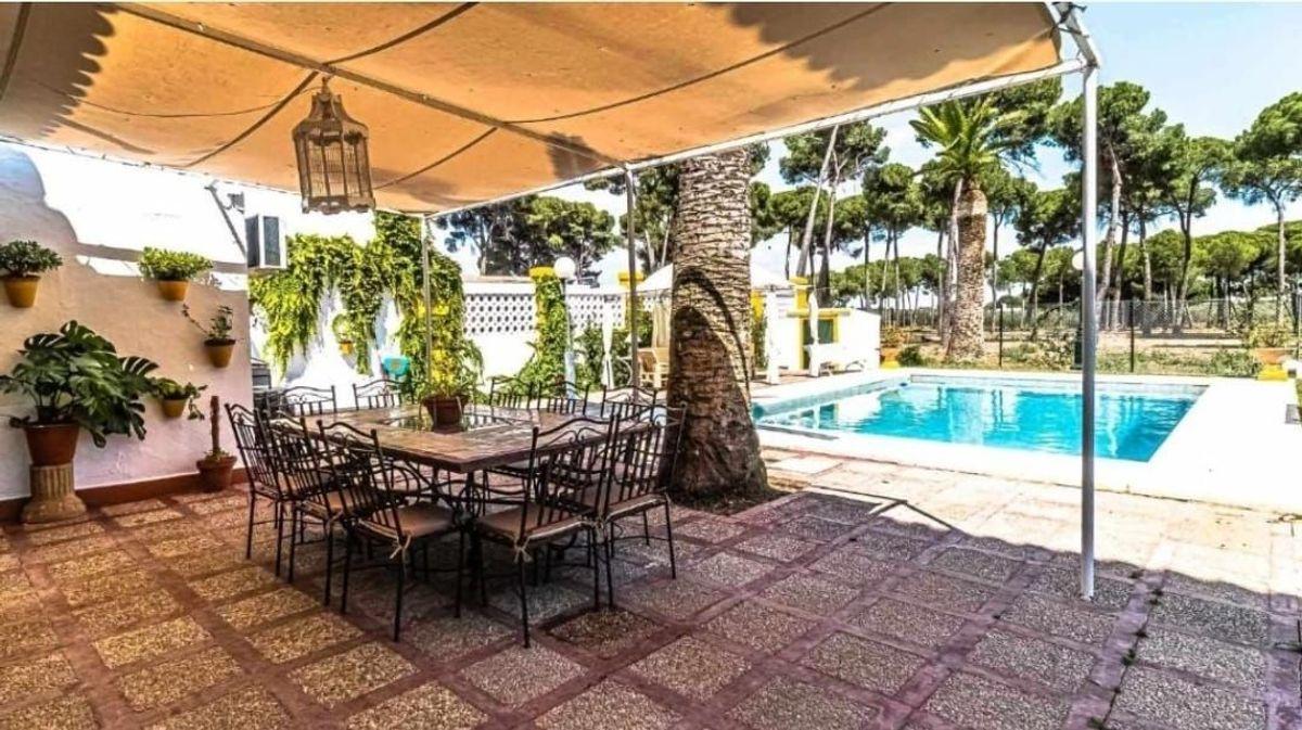 Villa en Venta en Carretera La Puebla de Cazalla - 38