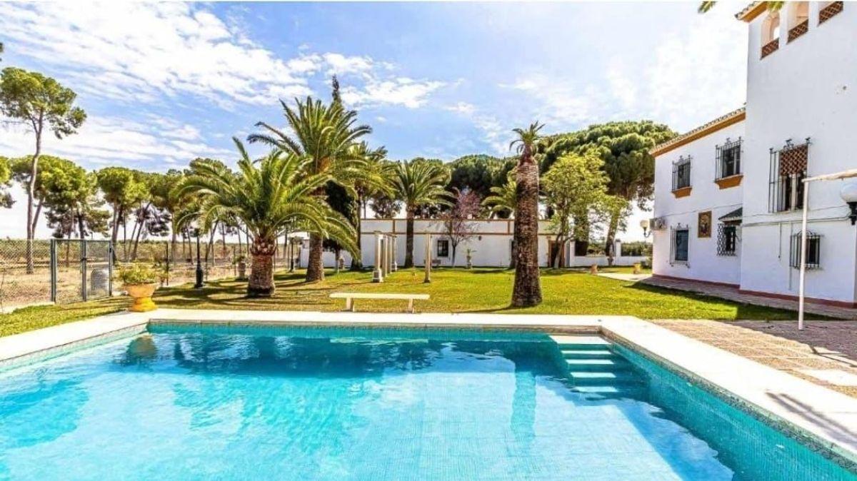 Villa en Venta en Carretera La Puebla de Cazalla - 27