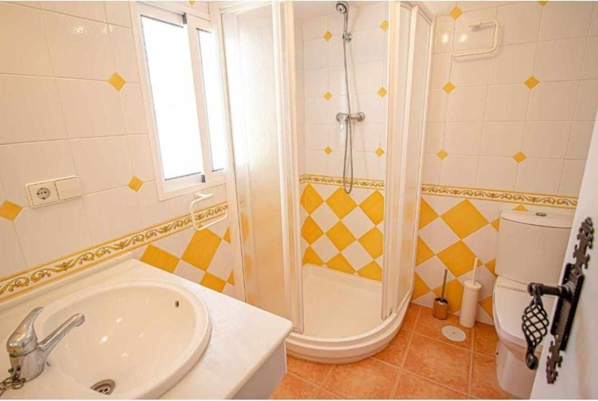 Villa en Venta en Carretera La Puebla de Cazalla - 23