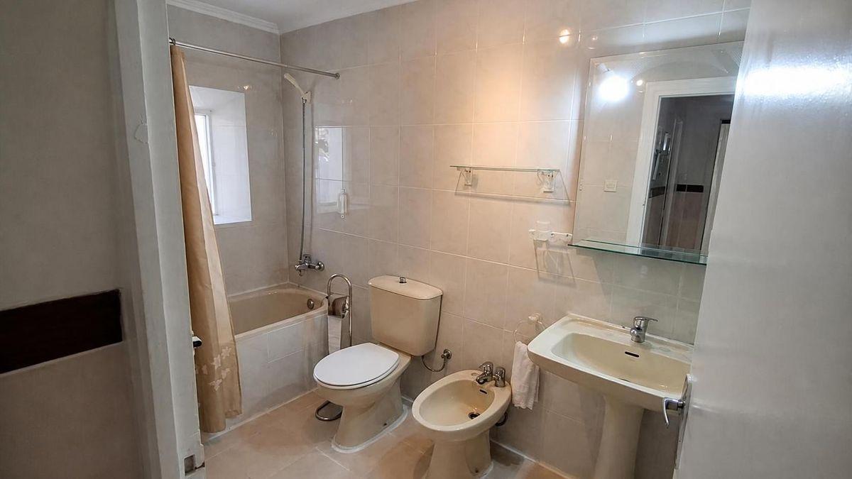 Casa en Venta en Avenida Juan Carlos I - 10