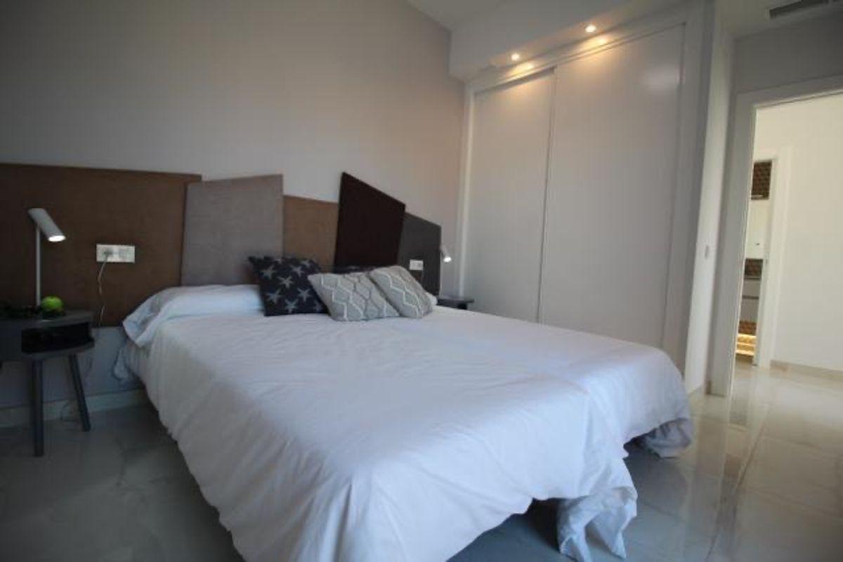 Villa en Venta en Calle Gabriela Mistral - 12