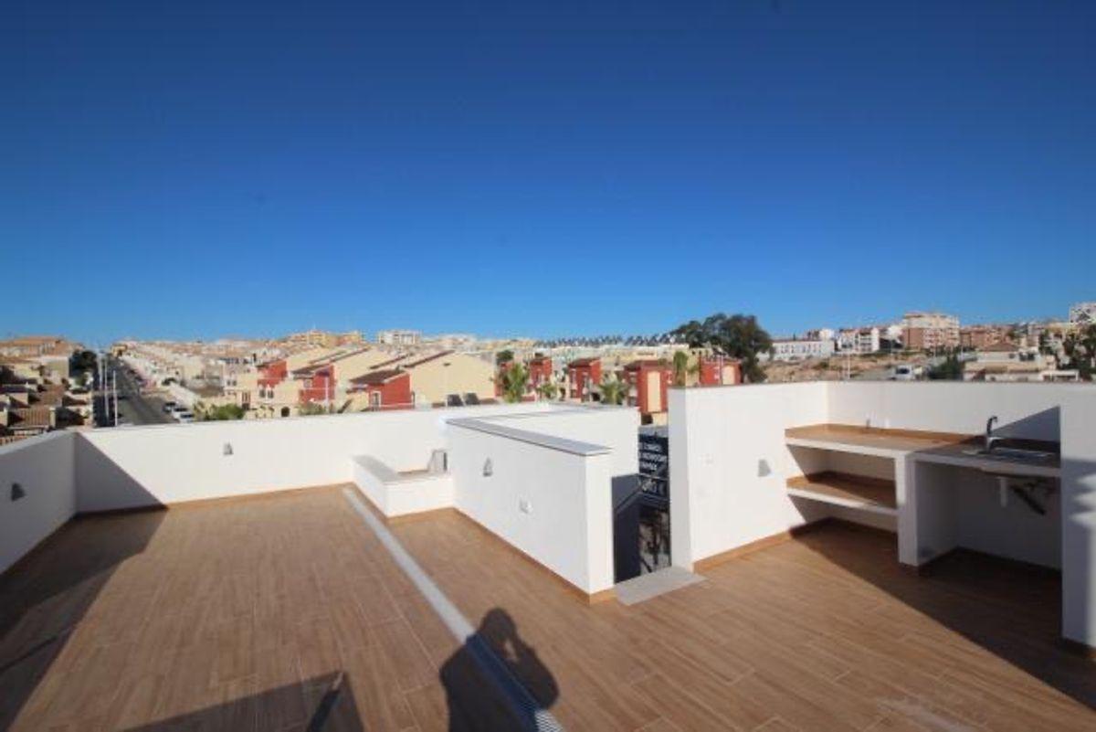 Villa en Venta en Calle Gabriela Mistral - 20