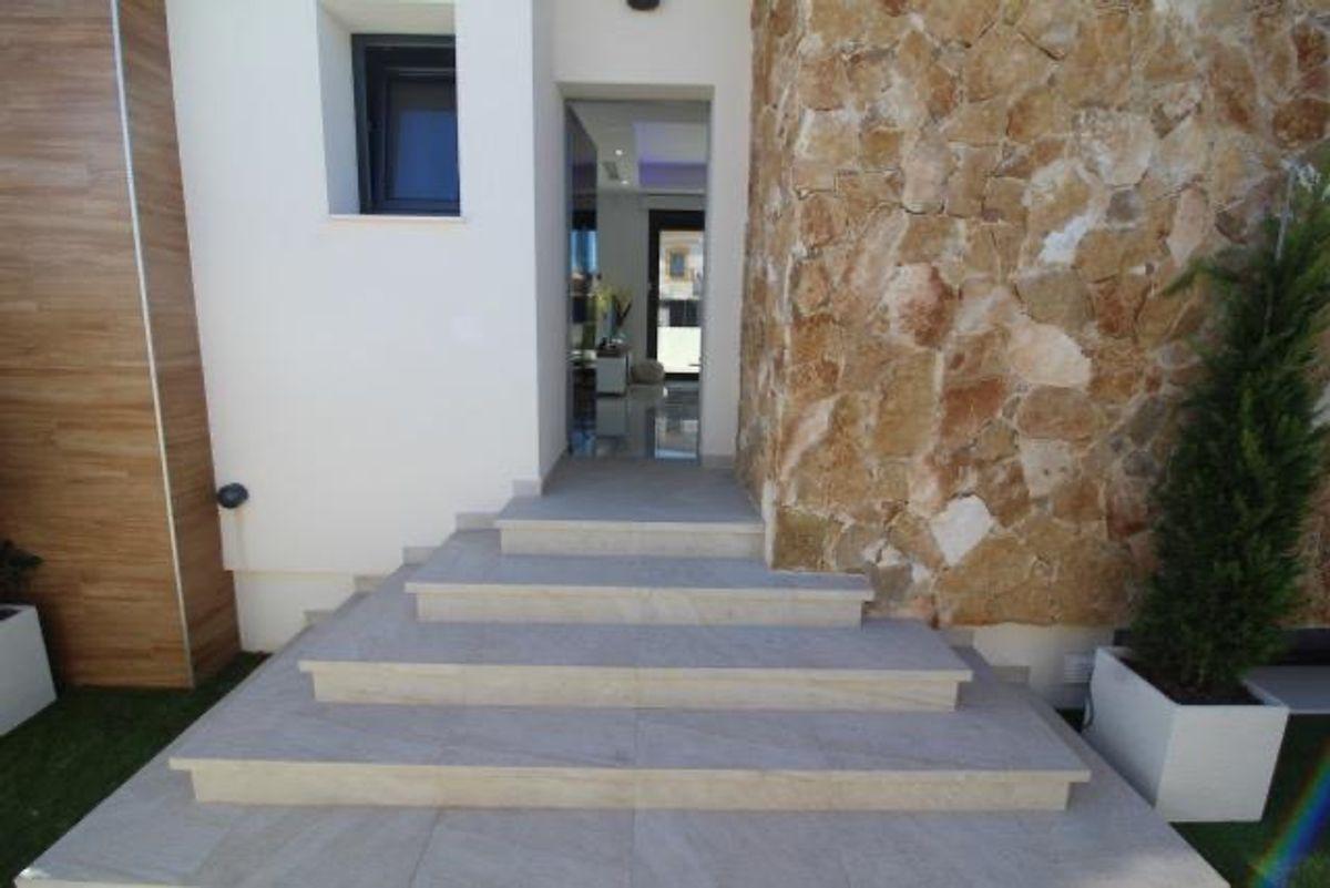 Villa en Venta en Calle Gabriela Mistral - 25