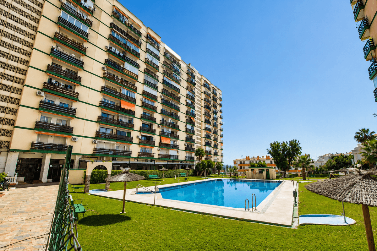 Piso en Venta en Calle las Naciones - 2