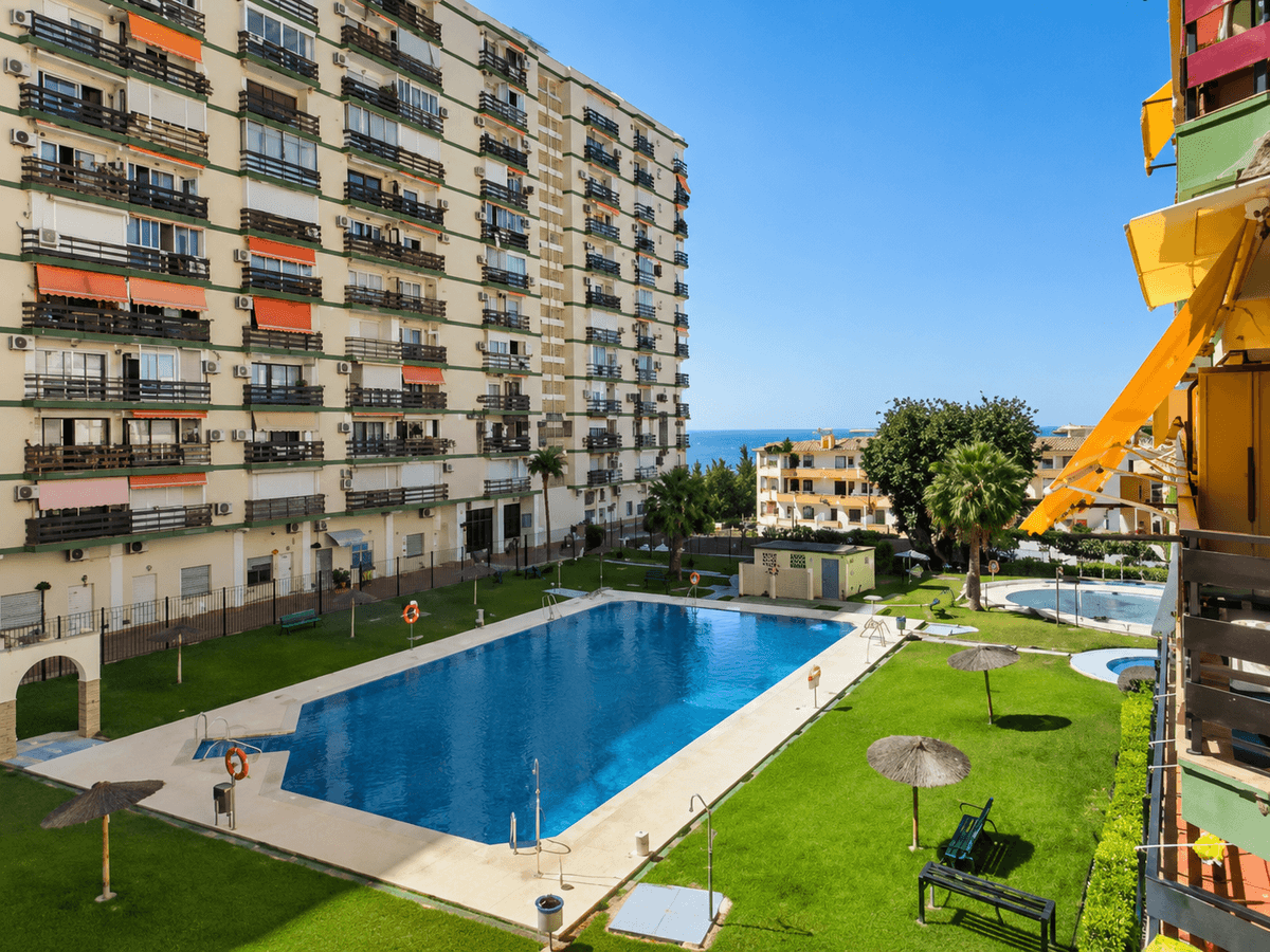 Piso en Venta en Calle las Naciones - 13