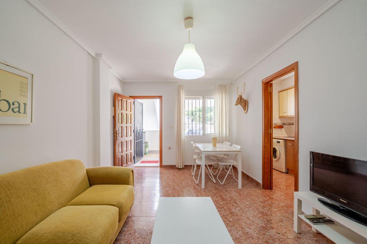 Casa Adosada en Venta en Avinguda D'Escandinàvia - 11