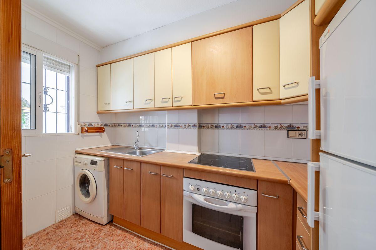 Casa Adosada en Venta en Avinguda D'Escandinàvia - 14