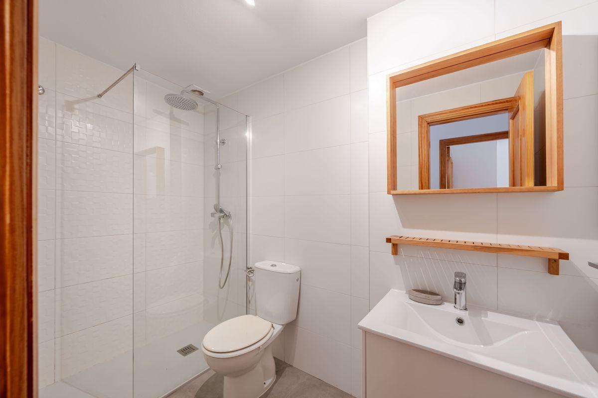 Casa Adosada en Venta en Avinguda D'Escandinàvia - 26