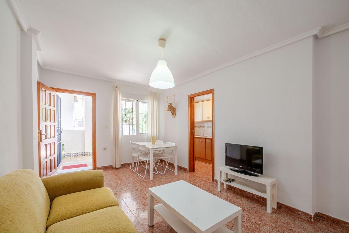 Casa Adosada en Venta en Avinguda D'Escandinàvia - 10