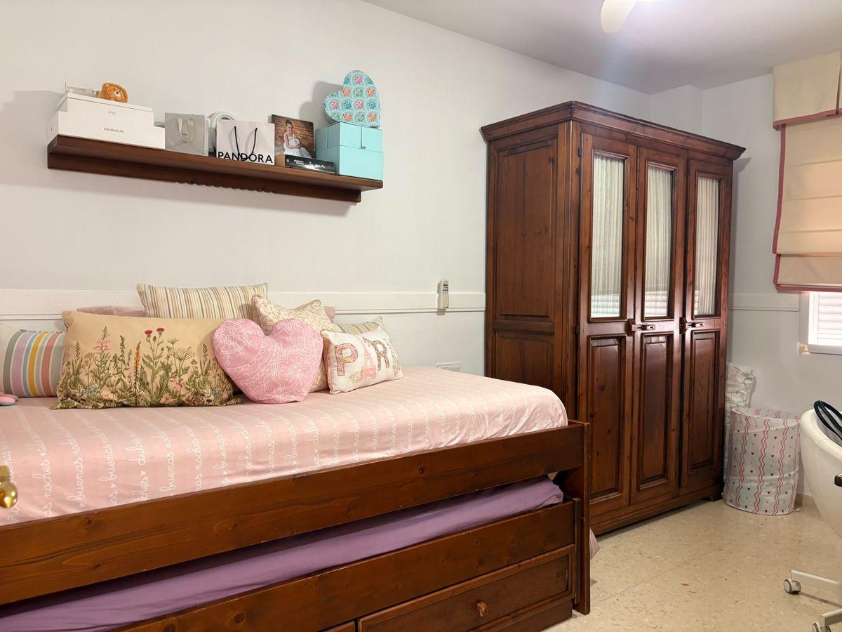 Piso en Venta en Calle Carlos Cano - 5