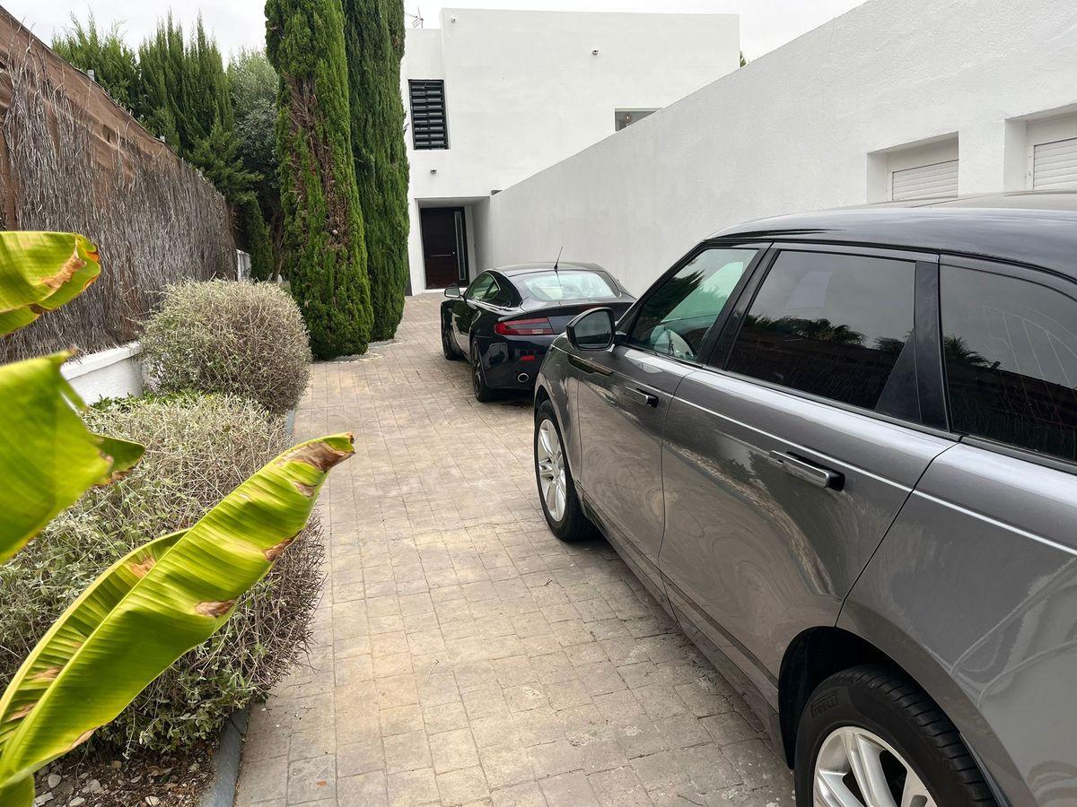 Villa en Venta en Calle Cañada de la Viña - 40