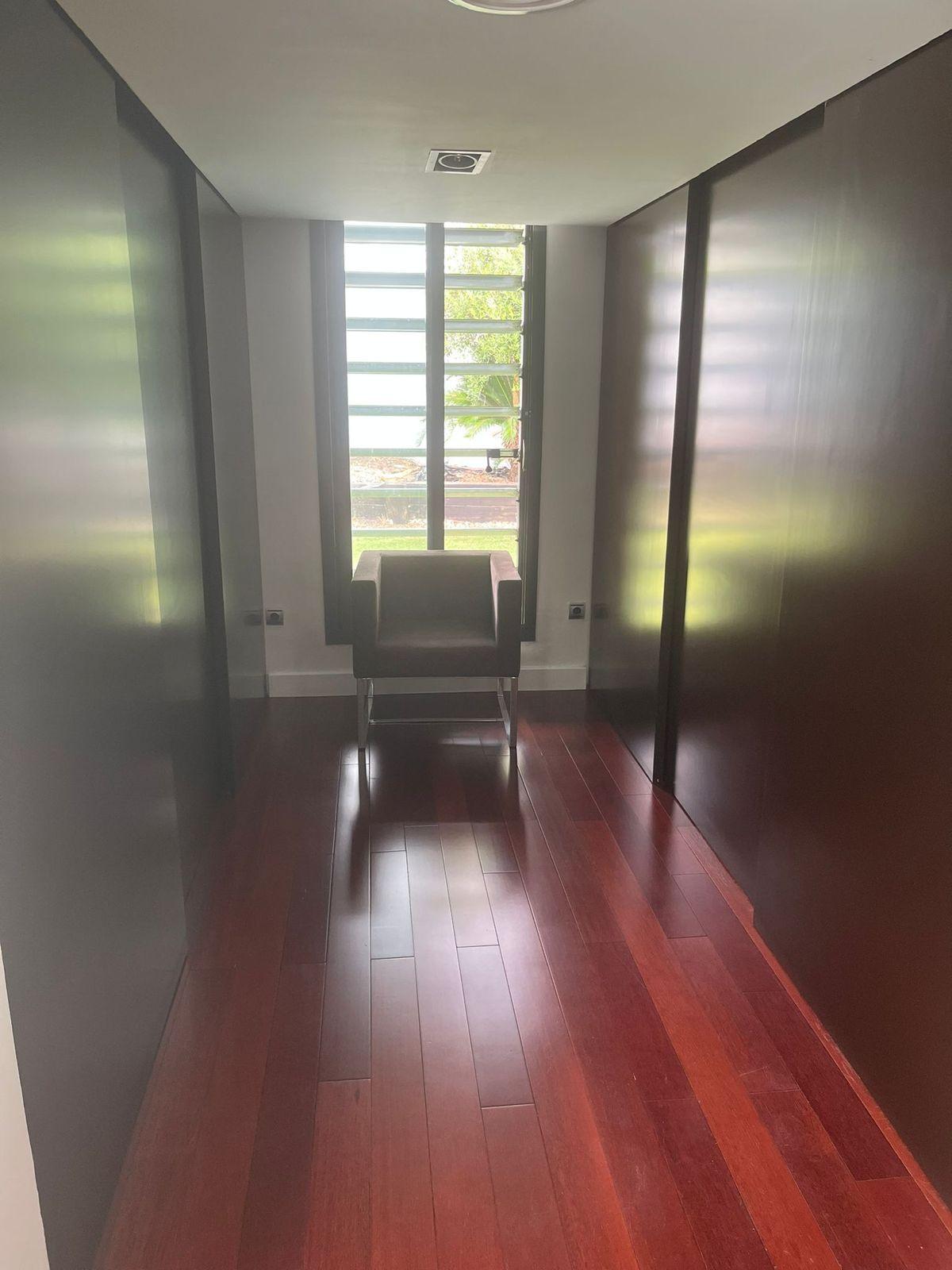 Villa en Venta en Calle Cañada de la Viña - 19