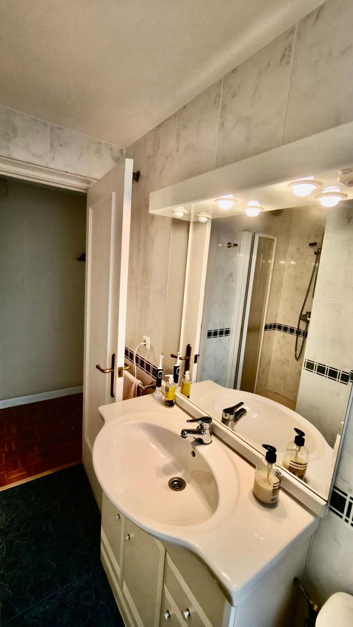 Piso en Venta en Avenida de Federico Soto - 22