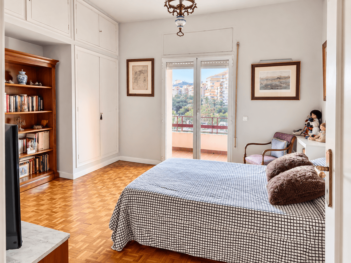 Piso en Venta en Avenida de Federico Soto - 15