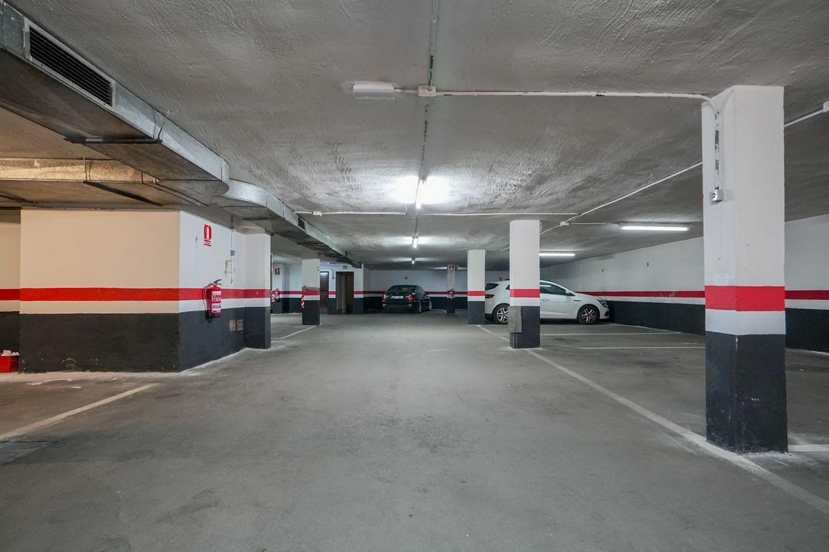 Piso en Venta en Avenida de la Ciudad de Barcelona - 36