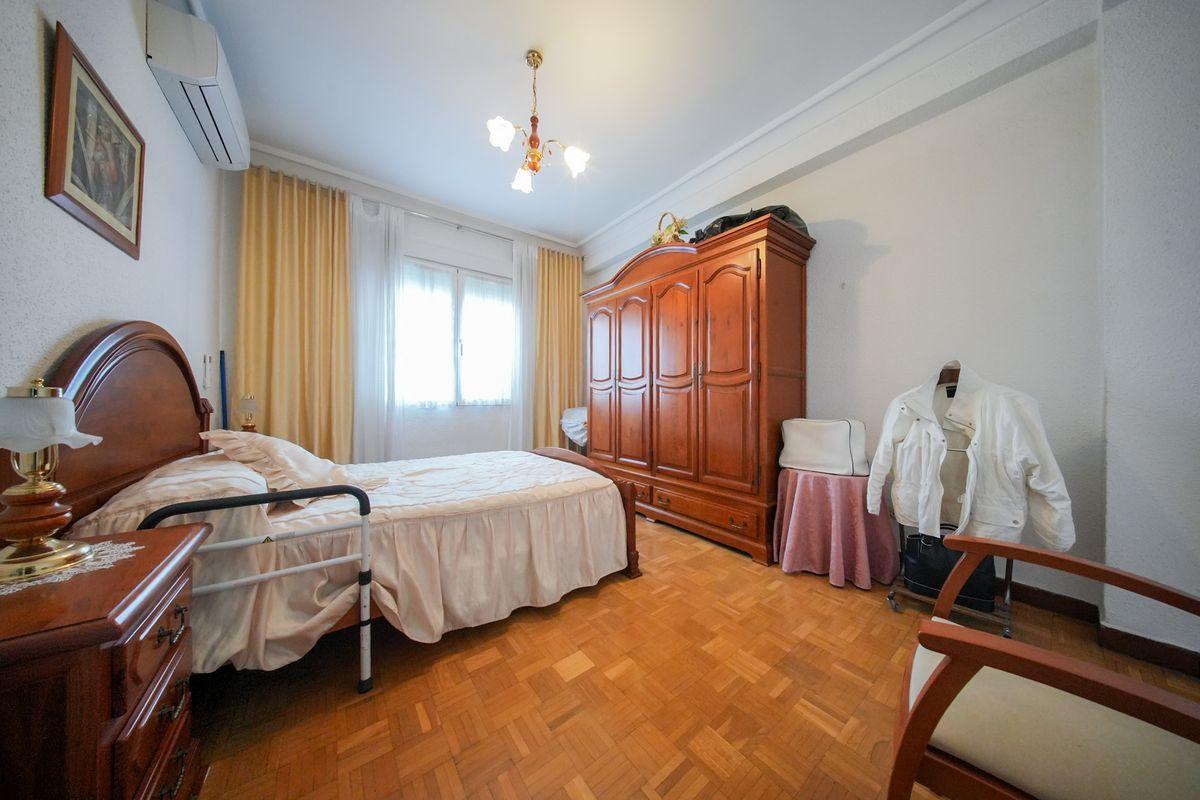 Piso en Venta en Avenida de la Ciudad de Barcelona - 25