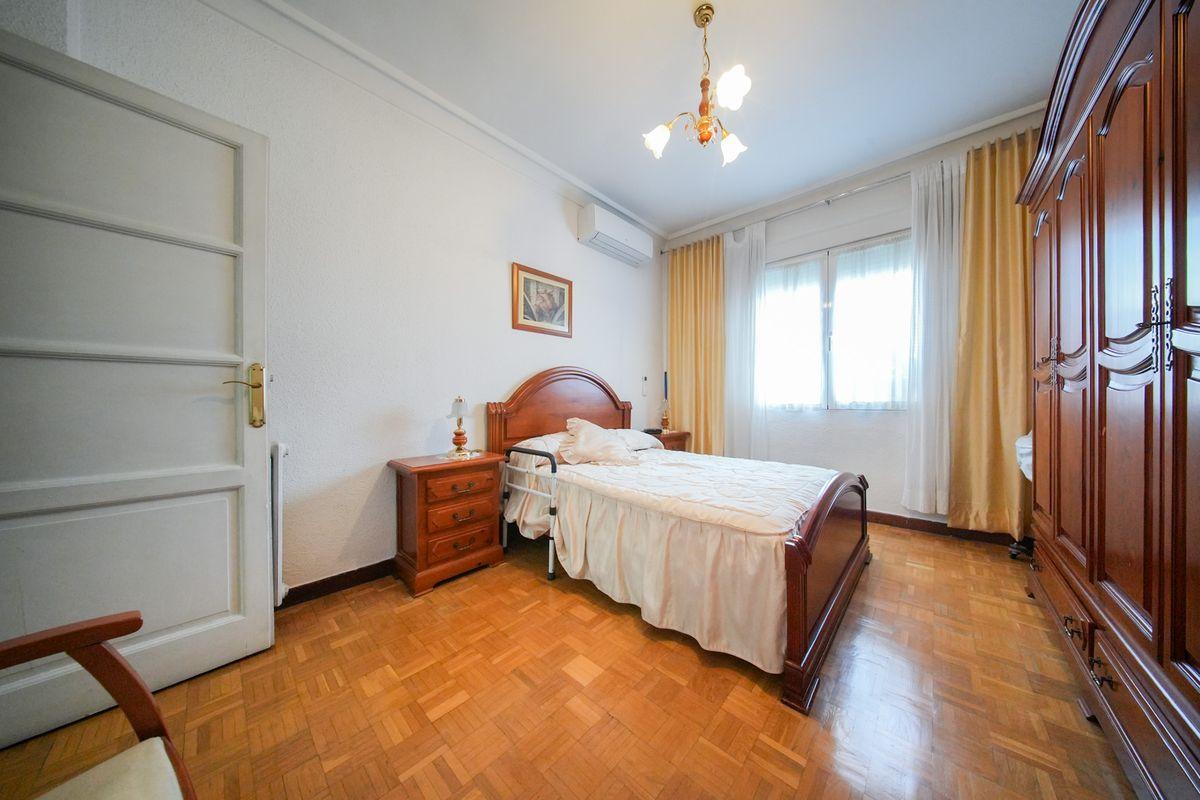 Piso en Venta en Avenida de la Ciudad de Barcelona - 26