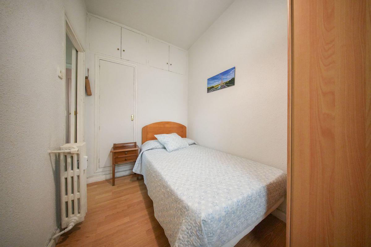 Piso en Venta en Avenida de la Ciudad de Barcelona - 13