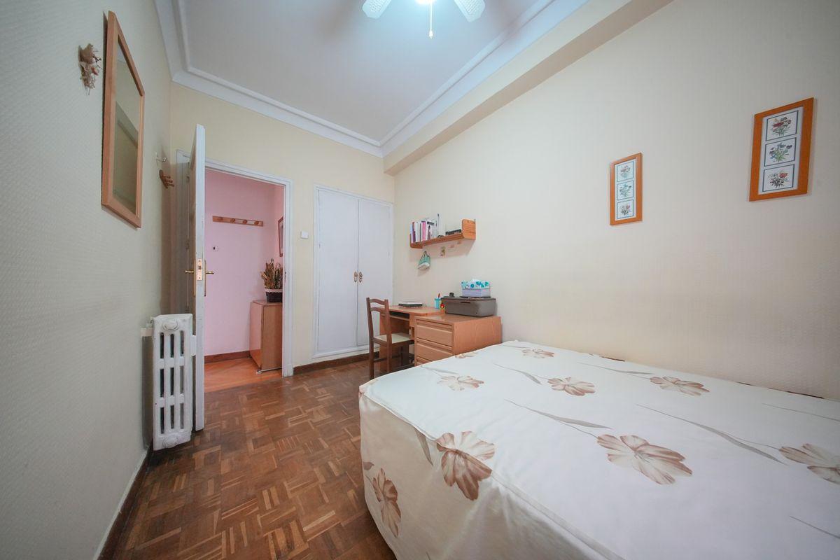 Piso en Venta en Avenida de la Ciudad de Barcelona - 31