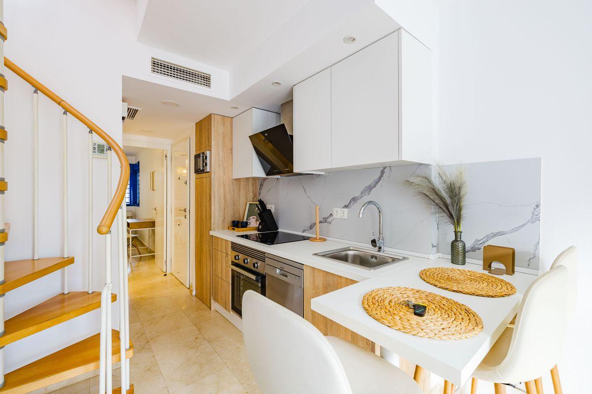 Piso en Venta en Calle Salinas - 8