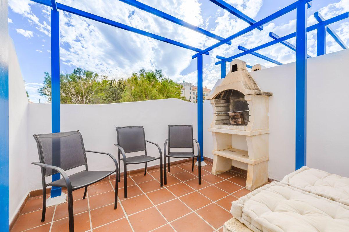 Piso en Venta en Calle Salinas - 22