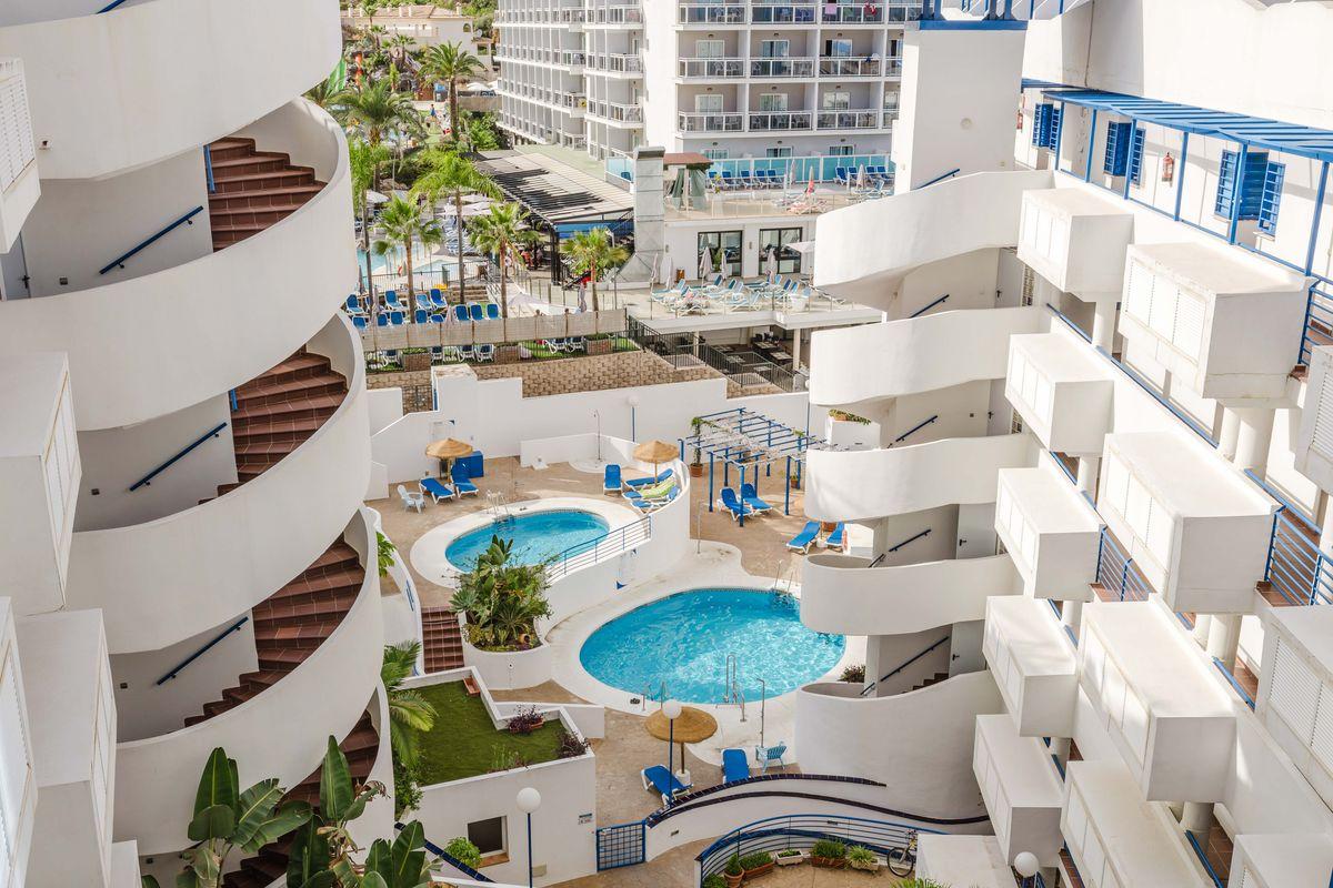 Piso en Venta en Calle Salinas - 28