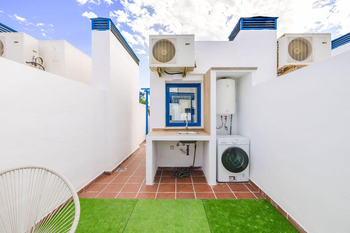 Piso en Venta en Calle Salinas - 19