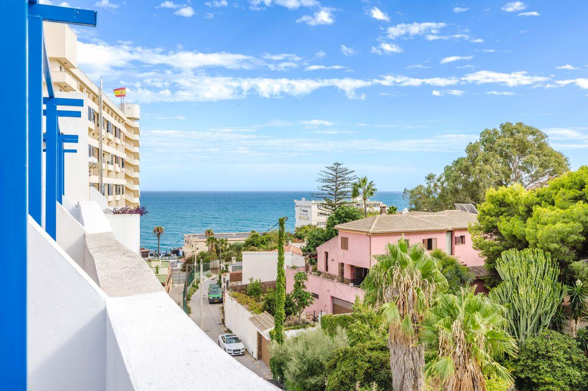 Piso en Venta en Calle Salinas - 25