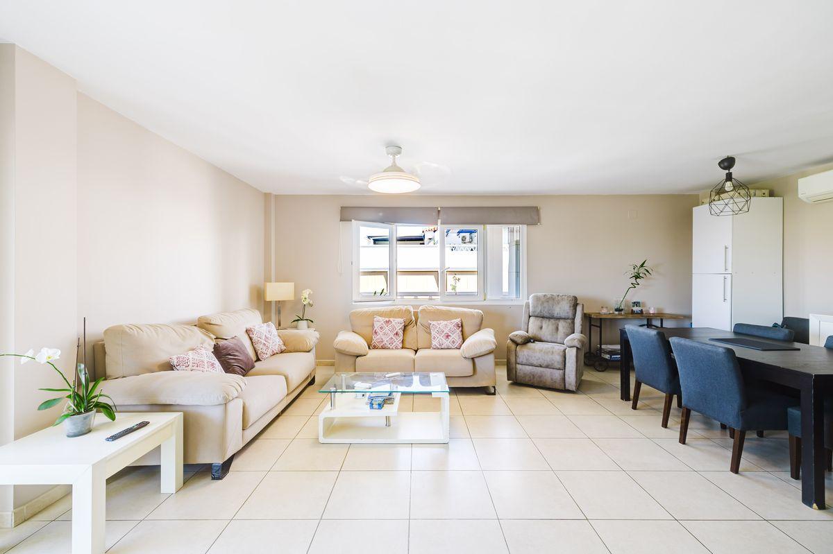 Ático en Venta en Calle Pio Baroja-Nva Andalucia - 3