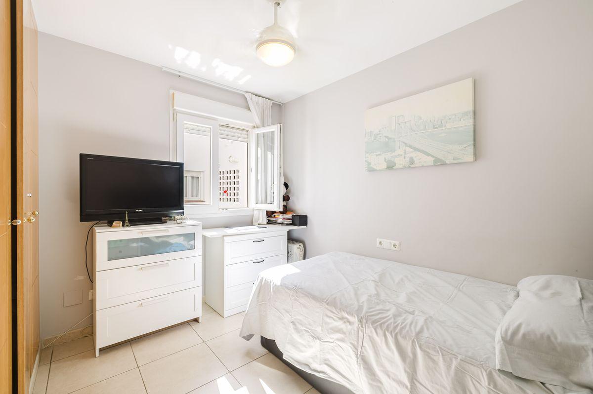 Ático en Venta en Calle Pio Baroja-Nva Andalucia - 13