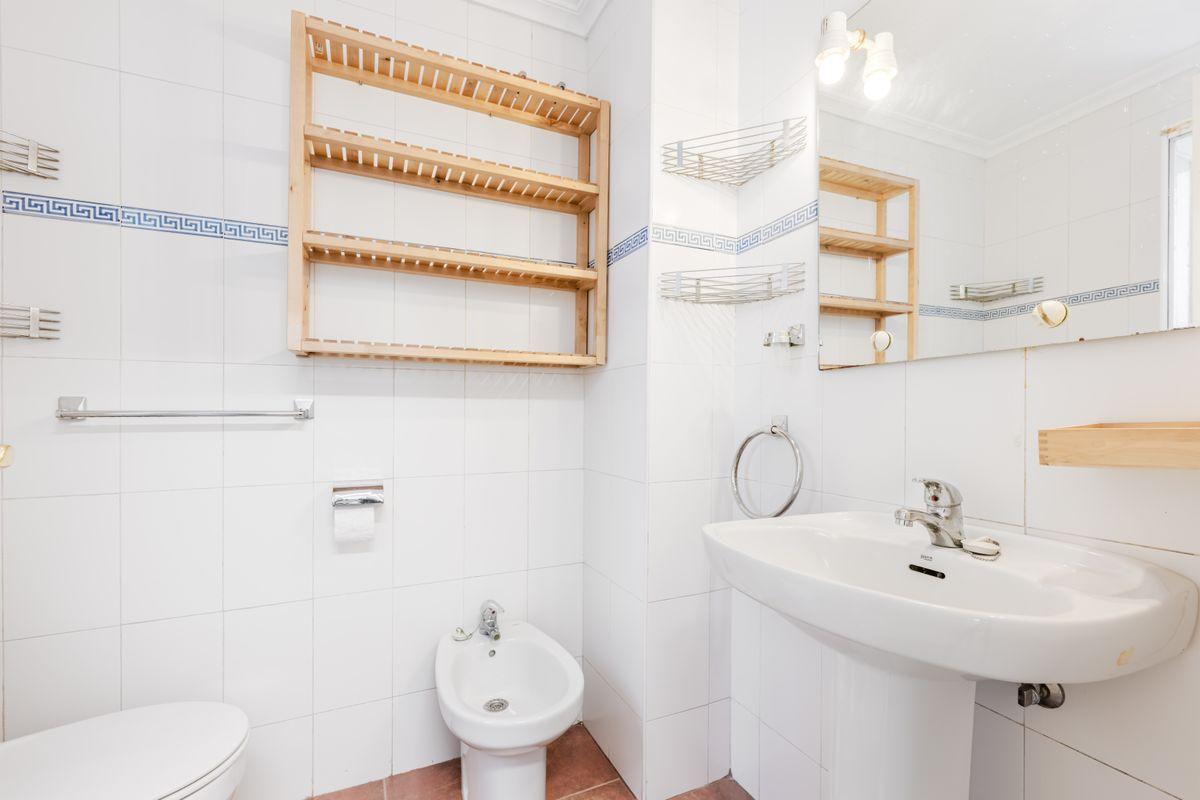Piso en Venta en Calle Grupo Oscar Carvallo - 17