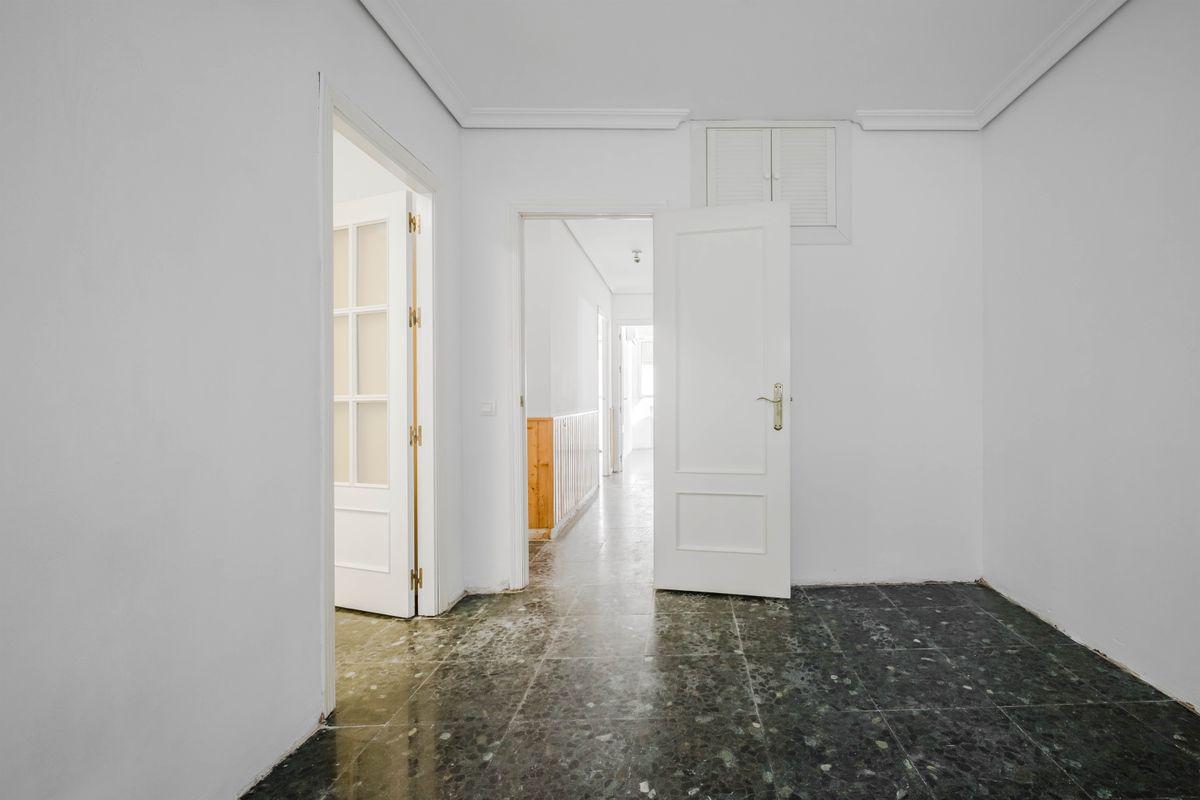Piso en Venta en Calle Grupo Oscar Carvallo - 14