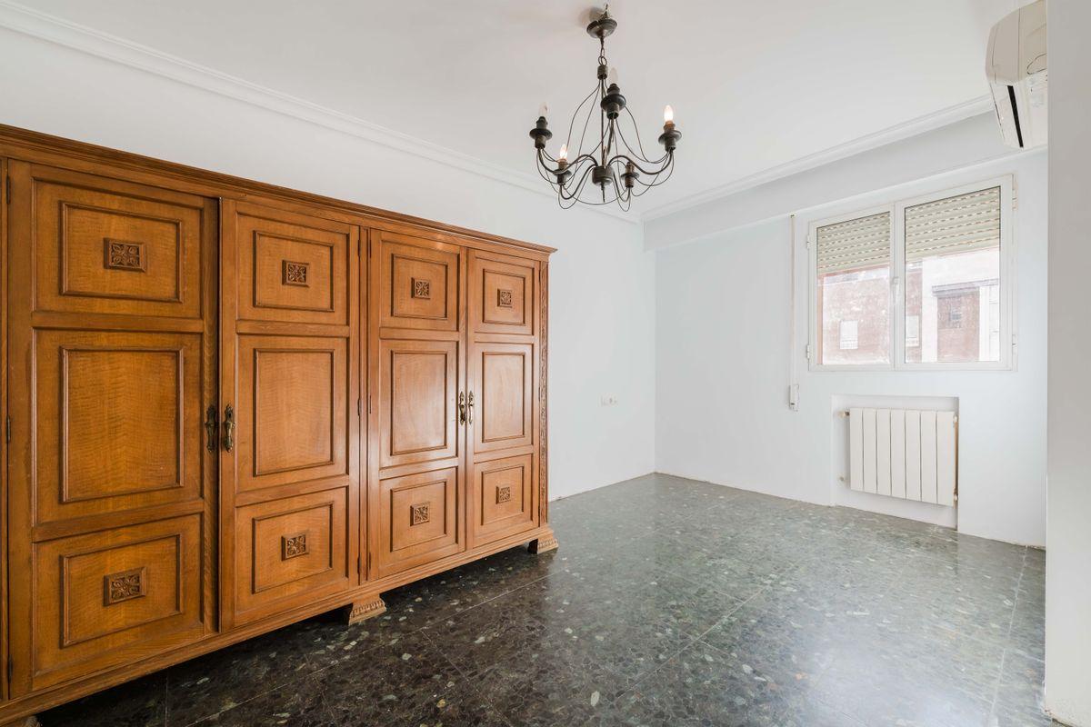 Piso en Venta en Calle Grupo Oscar Carvallo - 26