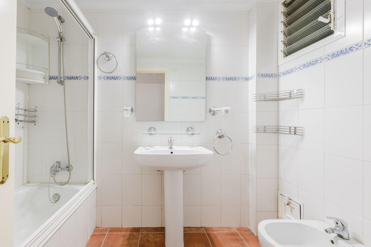 Piso en Venta en Calle Grupo Oscar Carvallo - 19