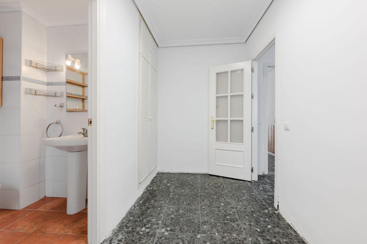 Piso en Venta en Calle Grupo Oscar Carvallo - 16