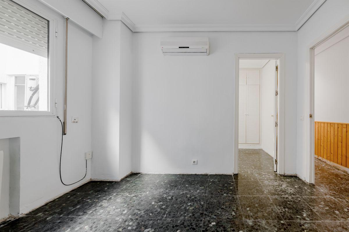 Piso en Venta en Calle Grupo Oscar Carvallo - 13