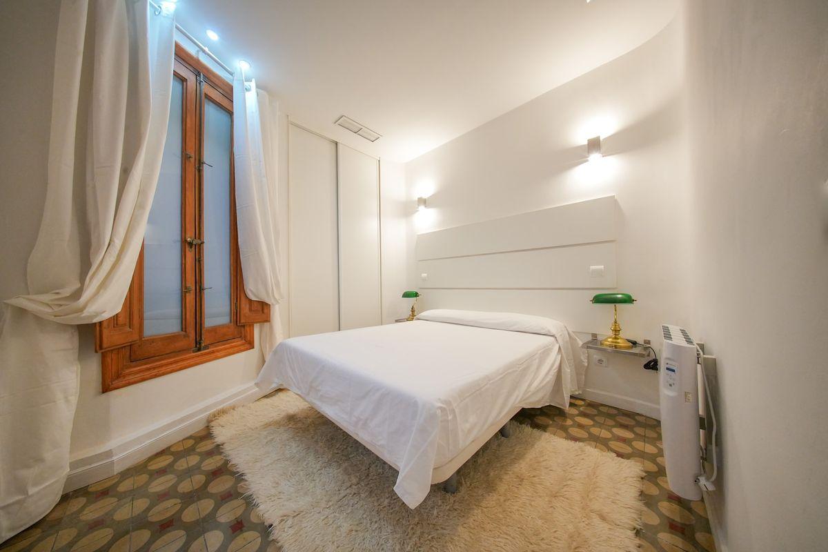 Piso en Venta en Calle de Covarrubias - 19