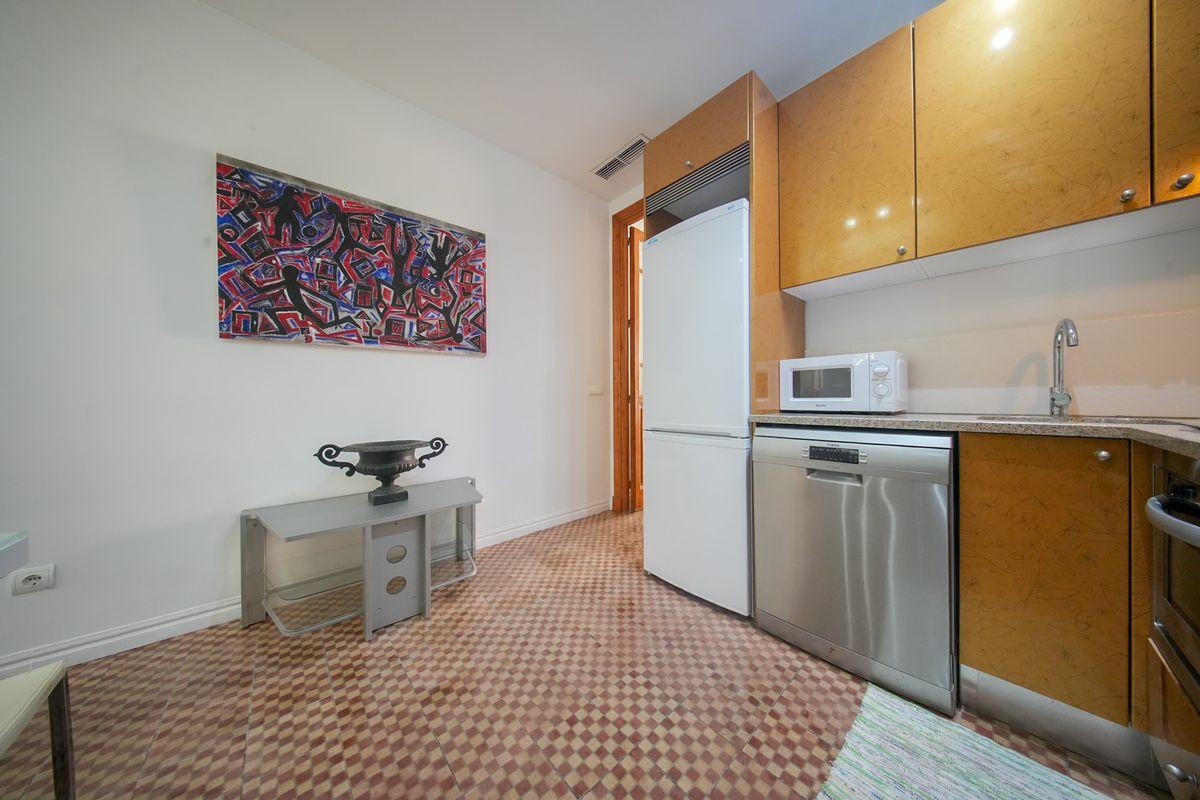 Piso en Venta en Calle de Covarrubias - 14