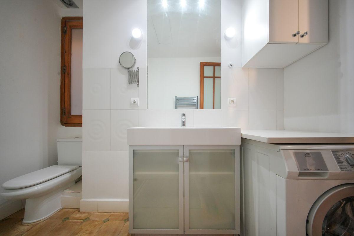 Piso en Venta en Calle de Covarrubias - 36