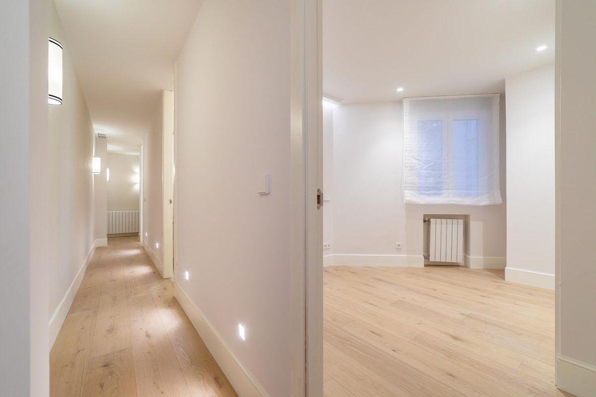 Piso en Venta en Calle de María de Molina - 10
