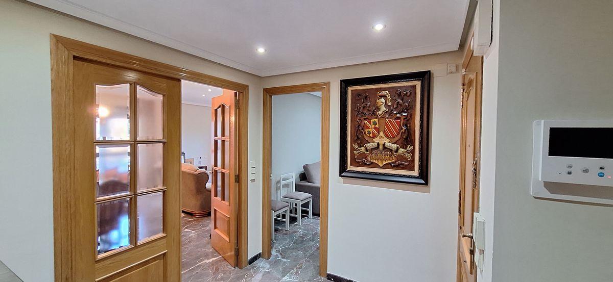 Piso en Venta - Plaça Generalitat - 6