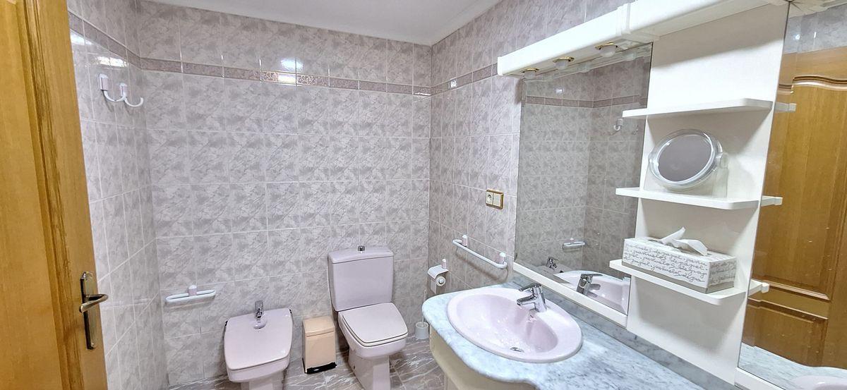 Piso en Venta - Plaça Generalitat - 11