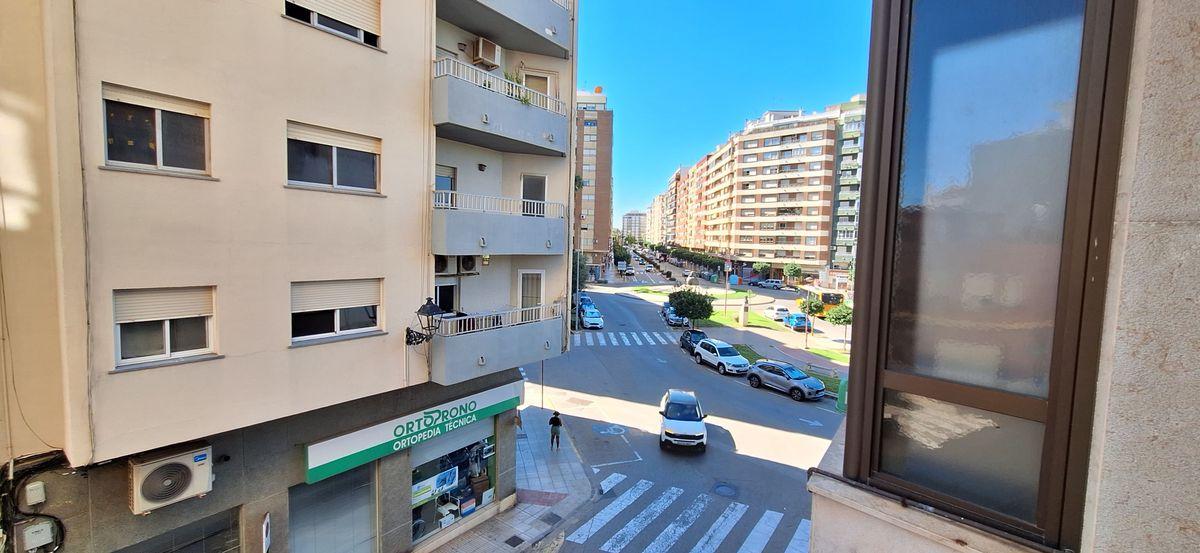Piso en Venta - Plaça Generalitat - 29