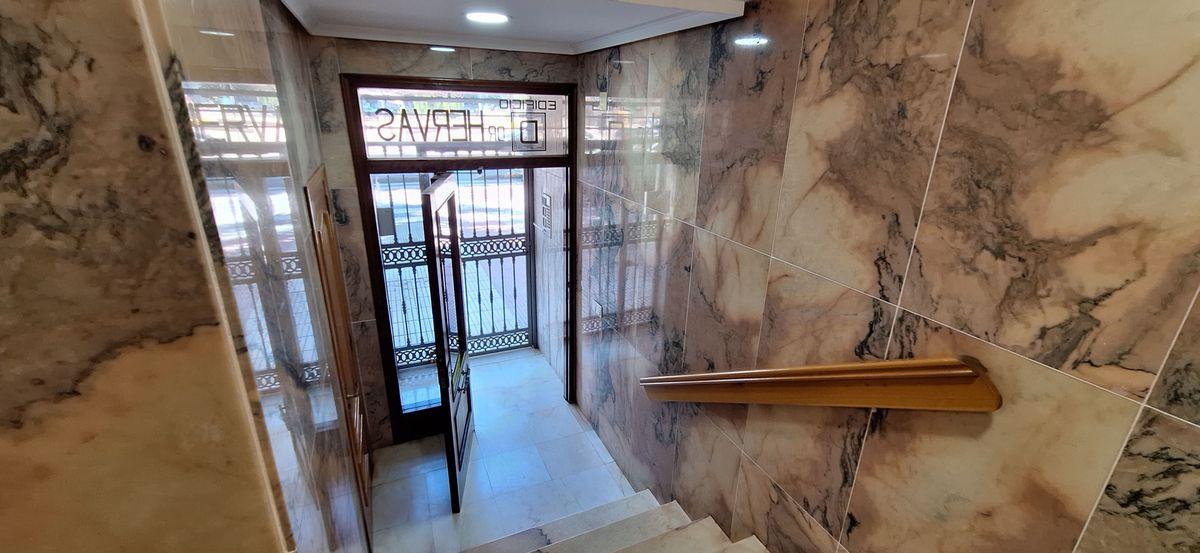 Piso en Venta - Plaça Generalitat - 28