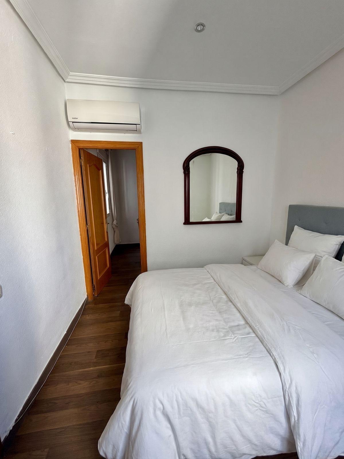 Piso en Venta - Calle de José Ortega y Gasset - 6