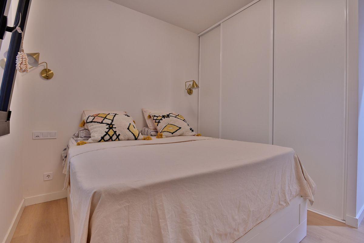 Piso en Venta - Carrer de Nàpols - 30